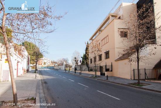 PASEO BOMBA / ESCORIAZA - GRANADA