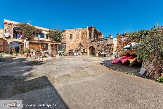 RUSTICA CON CARÁCTER MALLORQUÍN EN VENTA. CAMPOS. - BALEARES