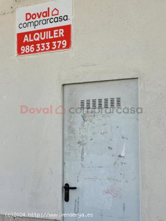 SE ALQUILA LOCAL COMERCIAL - PONTEVEDRA