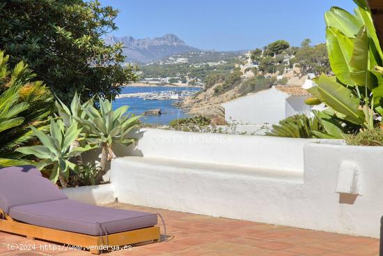 VILLA PRIMERA LINEA MAR en MORAIRA, Costa Blanca | Exclusive SEAFRONT VILLA in Moraira - ALICANTE