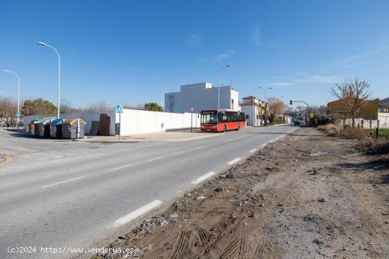 Parcelas listas para construir tu casa en Granada capital (Bobadilla) a un precio sin competencia - 