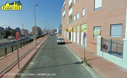  LOCAL COMERCIAL EN BASTO JUNTO A CARRETERA DE RONDA. - ALMERIA 