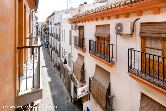  Plaza Mariana Pineda - GRANADA CENTRO - GRANADA 