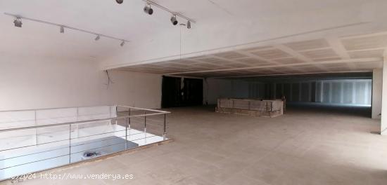 Nave comercial para estrenar, ideal para oficinas/ tiendas - BARCELONA