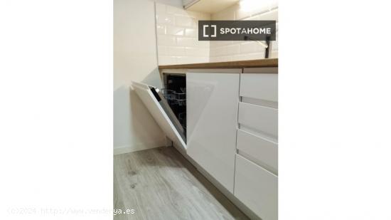 Apartamento de 1 dormitorio en alquiler en Sant Pere - Santa Caterina - BARCELONA