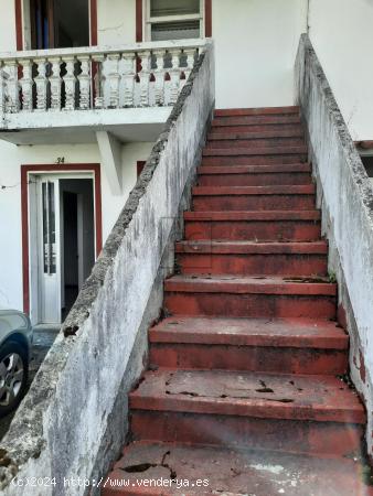 CASA ADOSADA CON FINCA EDIFICABLE PARA REFORMA INTEGRAL EN LA ZONA DE SANTA CECILIA, NARÓN - A CORU