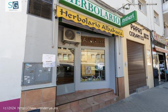  En venta Local comercial en la Avenida de Cervantes - GRANADA 