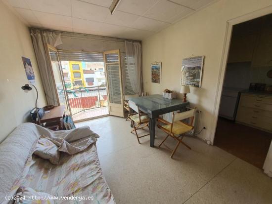 EDIFICIO EN VENTA EN EL CENTRO DE CALELLA , BARCELONA - BARCELONA