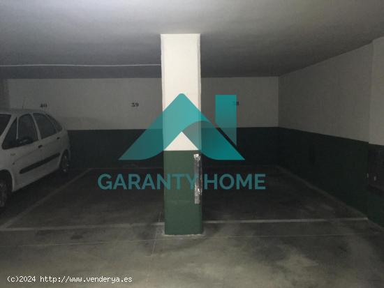 SE VENDE PLAZA DE GARAJE EN ZONA EL VIVERO - CACERES