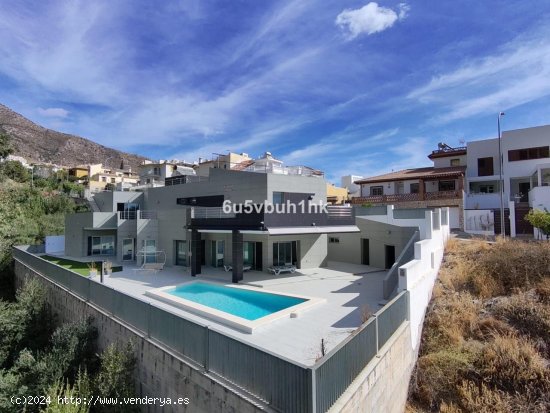  Villa en venta en Benalmádena (Málaga) 