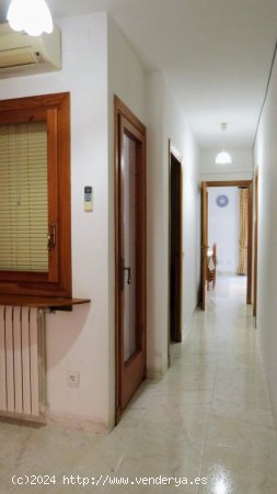 Unifamiliar adosada en venta  en Mora d Ebre - Tarragona