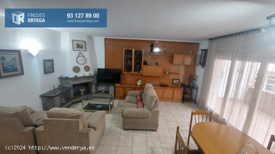 Unifamiliar adosada en venta  en Parets del Vallès - Barcelona