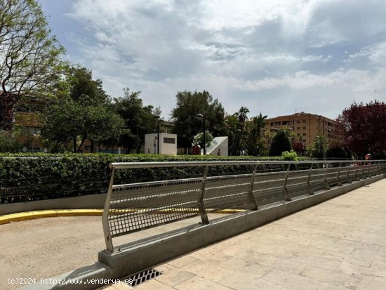 Una plaza de garaje en Mislata para coche y moto