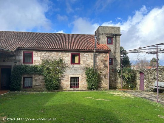 SE VENDE CASONA GALLEGA RESTAURADA CON PISCINA, INCREIBLE ENTORNO A POCOS KILOMETROS DE SANTIAGO DE 