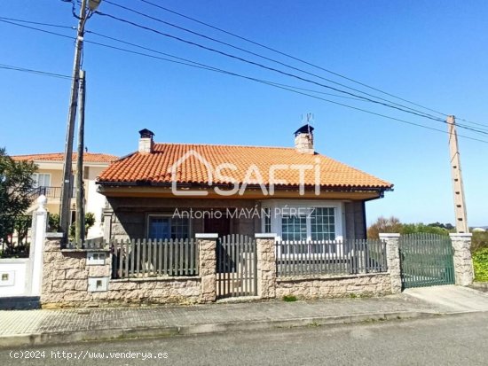 CASA-CHALET EN VENTA EN AGUIÑO - RIBEIRA