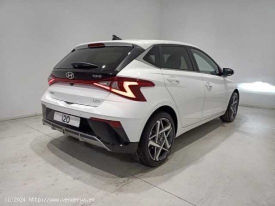 Hyundai i20 ( 1.0 TGDI Tecno 48V 100 )  - Huercal de Almería