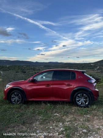 Peugeot e-208 Allure Electrico 136 (100 Kw) de 2021 con 64.338 Km por 20.800 EUR. en Castellon