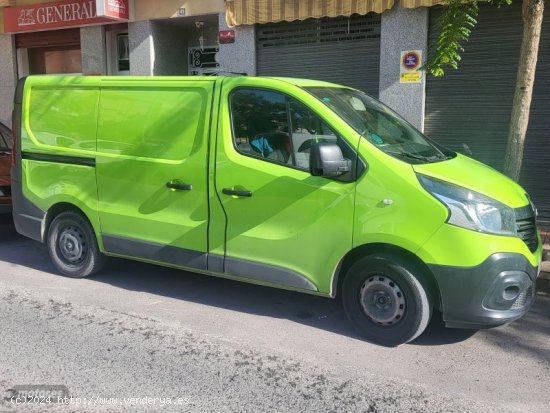  Renault Trafic Authentic Energy Blue dCi 81 kW (110CV) de 2018 con 465.000 Km por 5.999 EUR. en Alic 