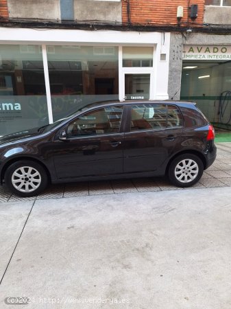 Volkswagen Golf Plus 2.0 TDI 140 CV Highline de 2007 con 349.200 Km por 4.500 EUR. en Asturias