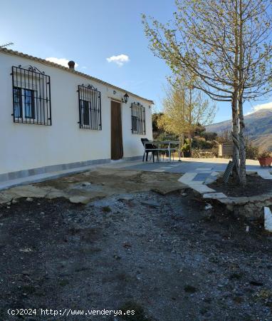 OPORTUNIDAD. VENTA EN SIERRRO DE CASA DE CAMPO CON TERRENO. - ALMERIA