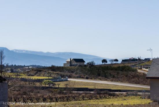 Terreno urbano en Cabañas Raras con cuatro parcelas de 819m2 cada una DESDE 22.000€ - LEON