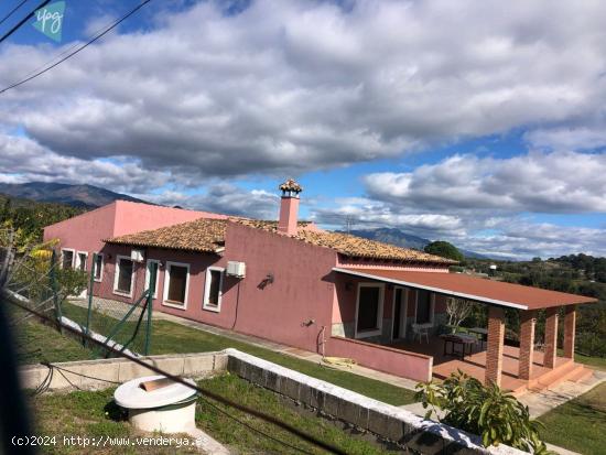  Casa con terreno en el Padron - MALAGA 