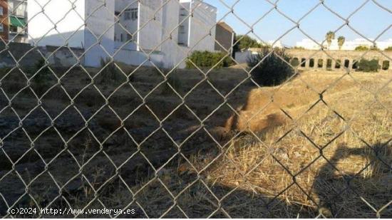 TERRENO DE USO RESIDENCIAL - BADAJOZ