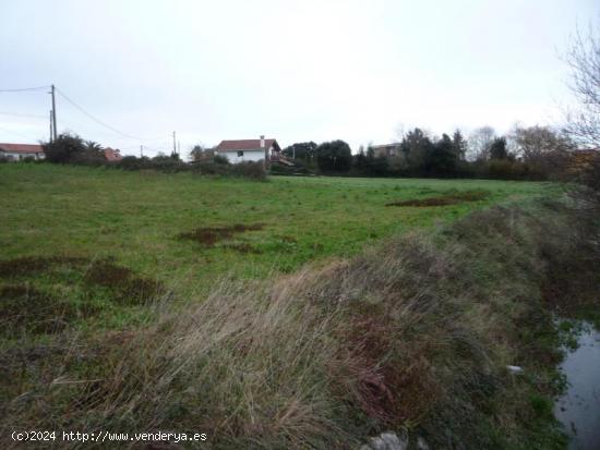 Se Vende en Santa Cruz de Bezana - CANTABRIA