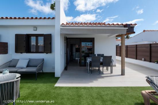 Encantador bungalow en el Campo Internacional - LAS PALMAS