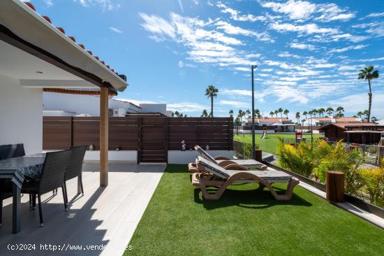 Encantador bungalow en el Campo Internacional - LAS PALMAS