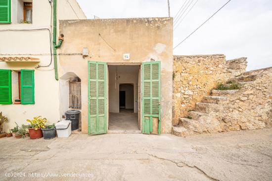 MOLINO EN CENTRO DE FELANITX - BALEARES