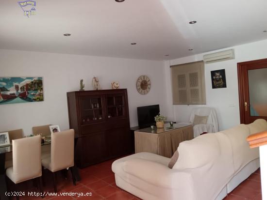  UNIFAMILIAR EN VENTA (ZONA PORTICHUELO) - CADIZ 