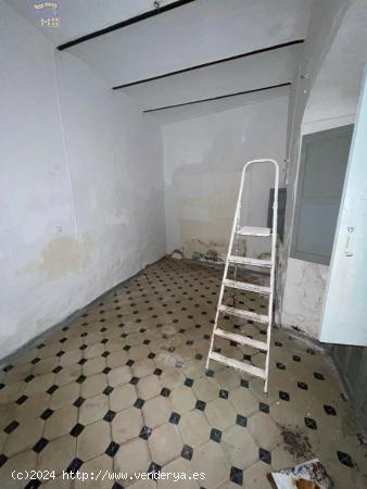 CASA EN VENTA (ZONA CASCO ANTIGUO) - CADIZ