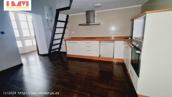  AMPLIA VIVIENDA DE TRES DORMITORIOS EN ZONA ORATORIO SAN FELIPE - CADIZ 