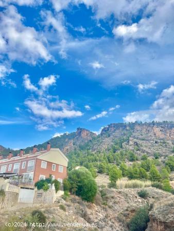 ADOSADO EN ALGEZARES . ZONA RESIDENCIAL AL PIE DE LA MONTAÑA - MURCIA