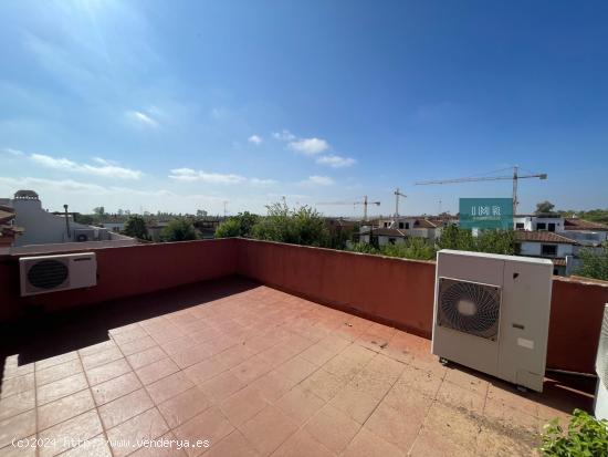 Casa 5D en venta en Hato Verde, Guillena. - SEVILLA