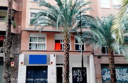 Venta plaza de garaje, para coche Pequeño / Mediano - ALICANTE