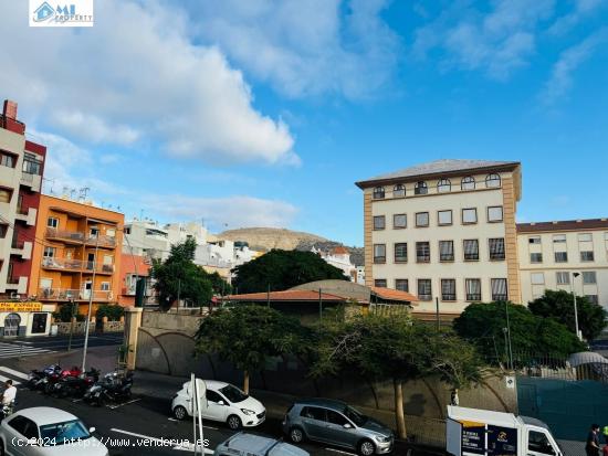  Se vende piso en la zona de la salle , al lado del colegio! - SANTA CRUZ DE TENERIFE 