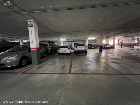  Plaza de parking en la calle Solis - BARCELONA 