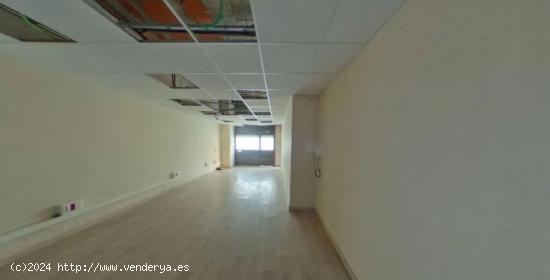 LOCAL EN VENTA EN VILADECANS - BARCELONA