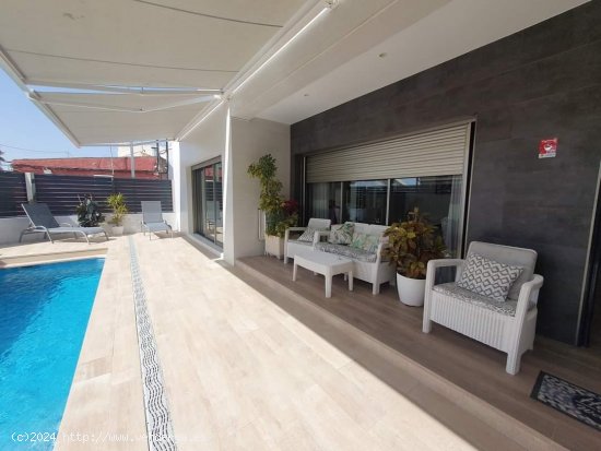 Chalet en venta en Catral (Alicante)