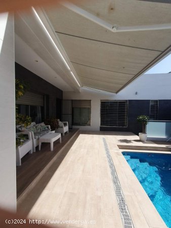 Chalet en venta en Catral (Alicante)