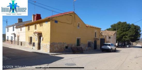 Se vende casa campillo de las doblas( Pozo -Cañada) - ALBACETE