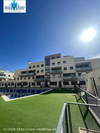 SE VENDE PISO  VPO  ( SEMINUEVO )  ZONA PASEO DE LA CUBA ( CALLE EMPRESARIOS ) - ALBACETE