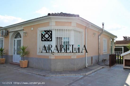 PRECIOSO CHALET NO HIPOTECABLE EN ZONA DE LA BARQUERA - CORDOBA