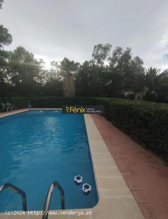 SE VENDE CHALET EN RIBARROJA - VALENCIA