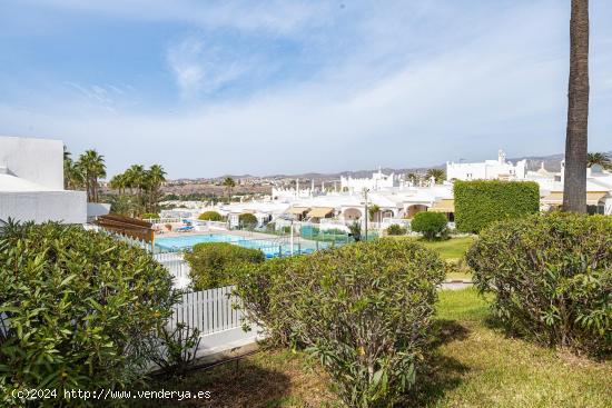 Bungalow amplio y luminoso con grande terraza en el centro de Playa del Ingles - LAS PALMAS