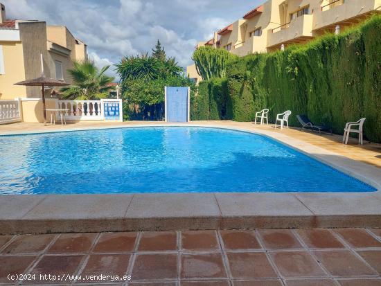 En venta: Moderno bungalow adosado en Albir en exclusiva urbanización cerrada con piscina comunitar