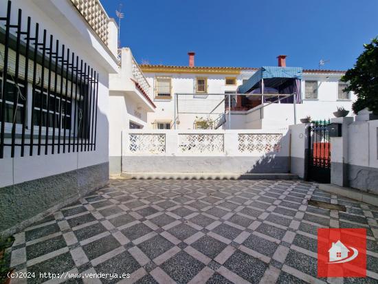  CASA ZONA CERRO FALÓN - CADIZ 