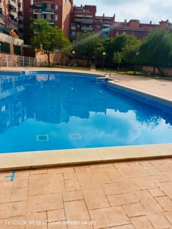 Bajos con jardin en venta  en Castelldefels - Barcelona